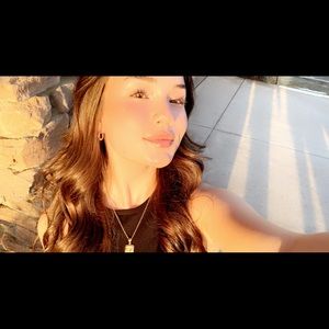 Meet your Posher, Ellie